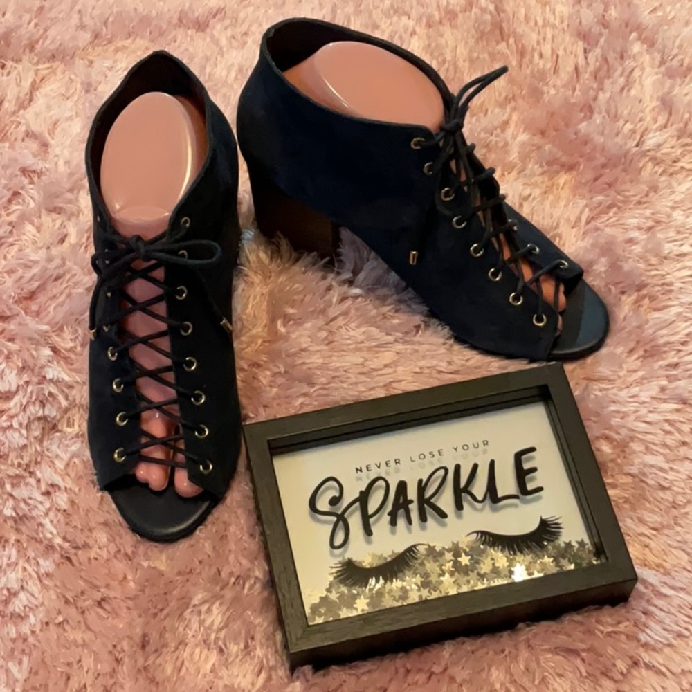 Aldo lace up booties EUC - Picture 1 of 16